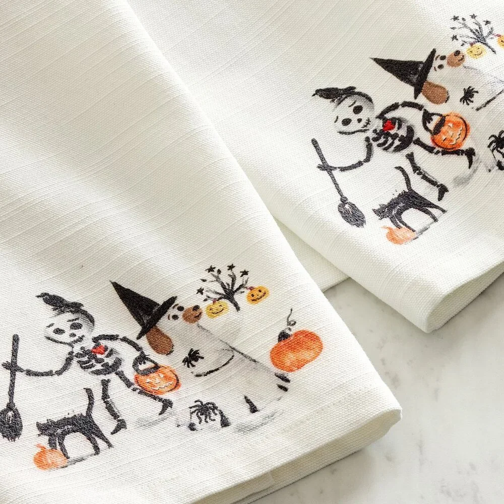 POTTERY BARN FALL HALLOWEEN HAND TOWELS SET OF 2 NWT
